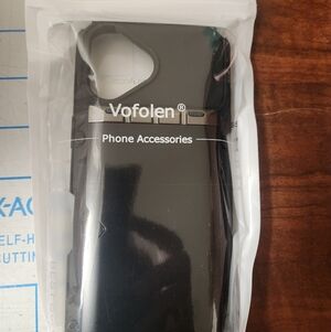 Black iPhone 17 Case